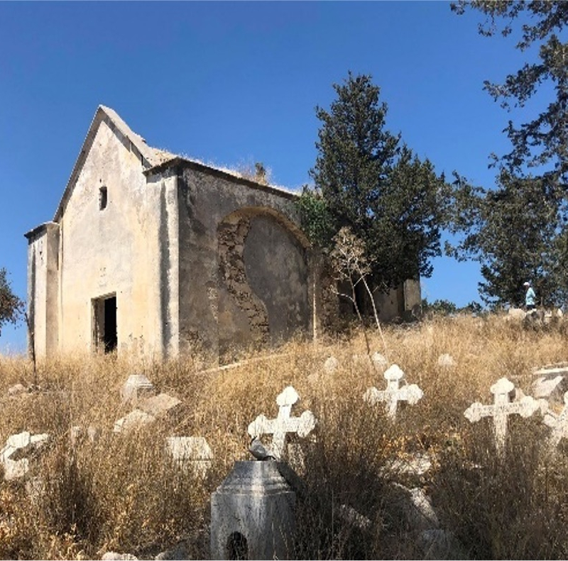  Το μαγαρισμένο κοιμητήριο  της Αγ. Φωτούς