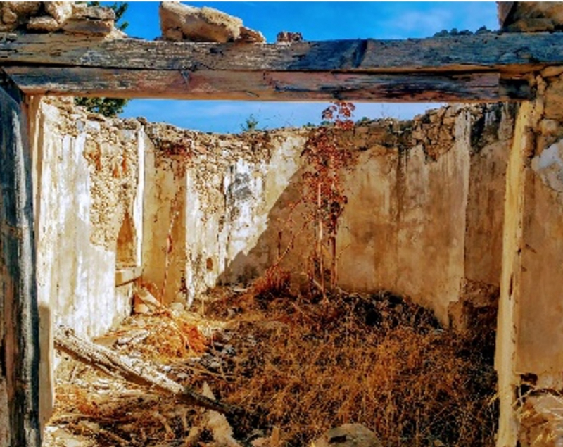  Σχεδόν πλήρης κατάρρευση του ξωκλησιού