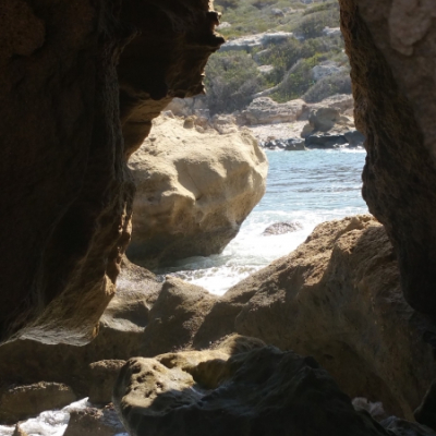  Θαλασσινές σπηλιές