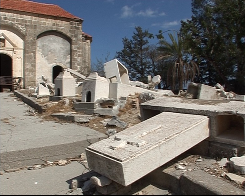 Συλημένο κοιμητήριο Αγ. Βαρβάρας